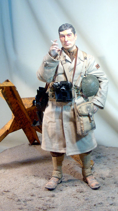Robert Capa action figure (2), OneSixthWarriors.com