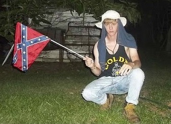 Dylann Storm Roof, selfie with Confederate flag, 2015