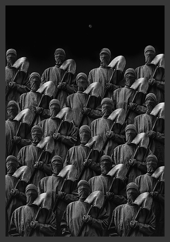 Misha Gordin, Crowd