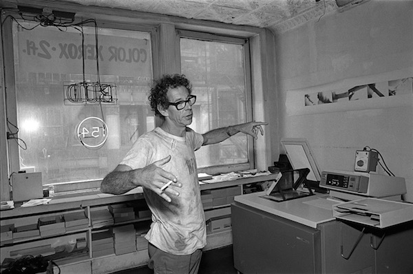 Bud Wirtshafter in his studio, photo by Blaise Tobia (1978)